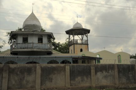 InlayLakeMosque1